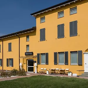 hotel-forlanini-52.emilia-romagnahotels.net/